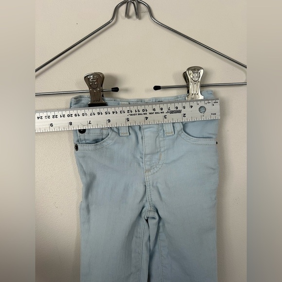 Mini Mioche Light Wash Jeans 3-6 Months - Picture 2 of 8